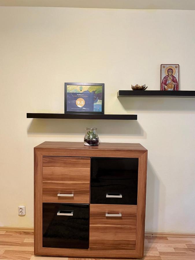Cozy And Clean Apartment, Near National Arena Bucarest Exterior foto
