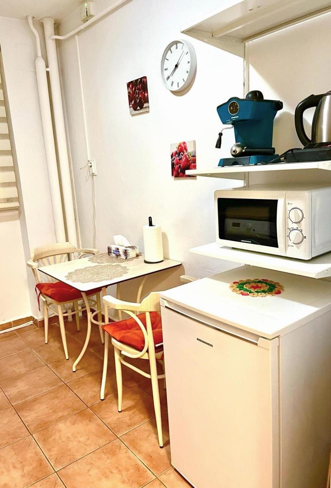 Cozy And Clean Apartment, Near National Arena Bucarest Exterior foto